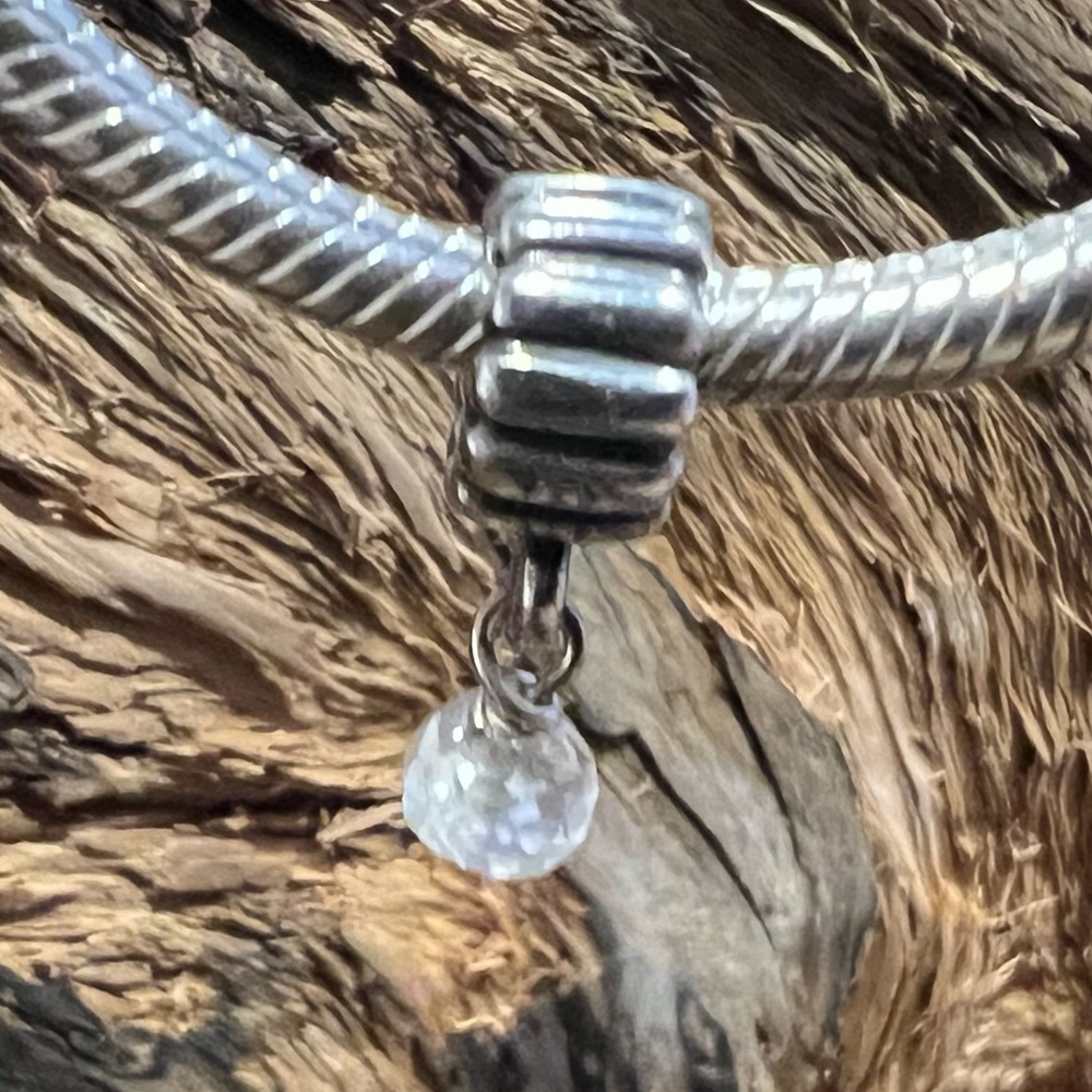 Authentic Pandora Bead April Birthstone Dangle
Sterling Quartz April Birthstone